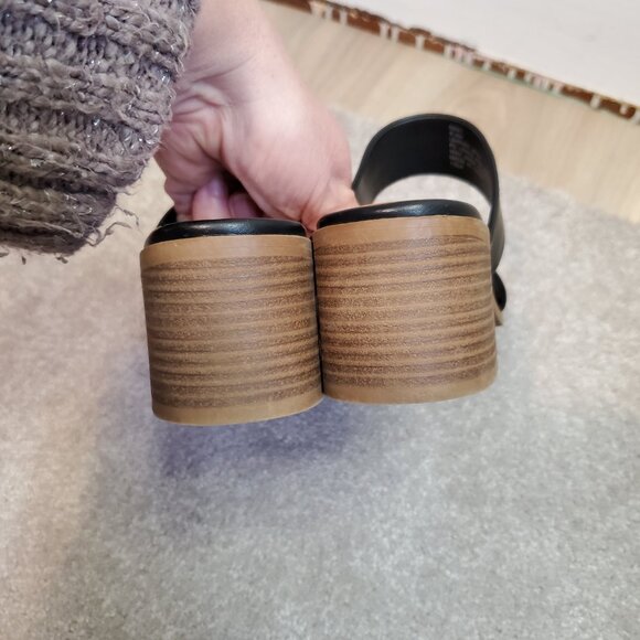 STEVE MADDEN Women's 8.5 Swift Block Heeled Sandals Shoes Leather Double Strap - Picture 6 of 11